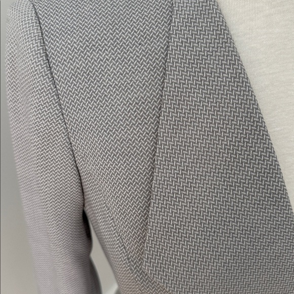 WHITE HOUSE BLACK MARKET Herringbone Suiting Blazer - Picture 9 of 13